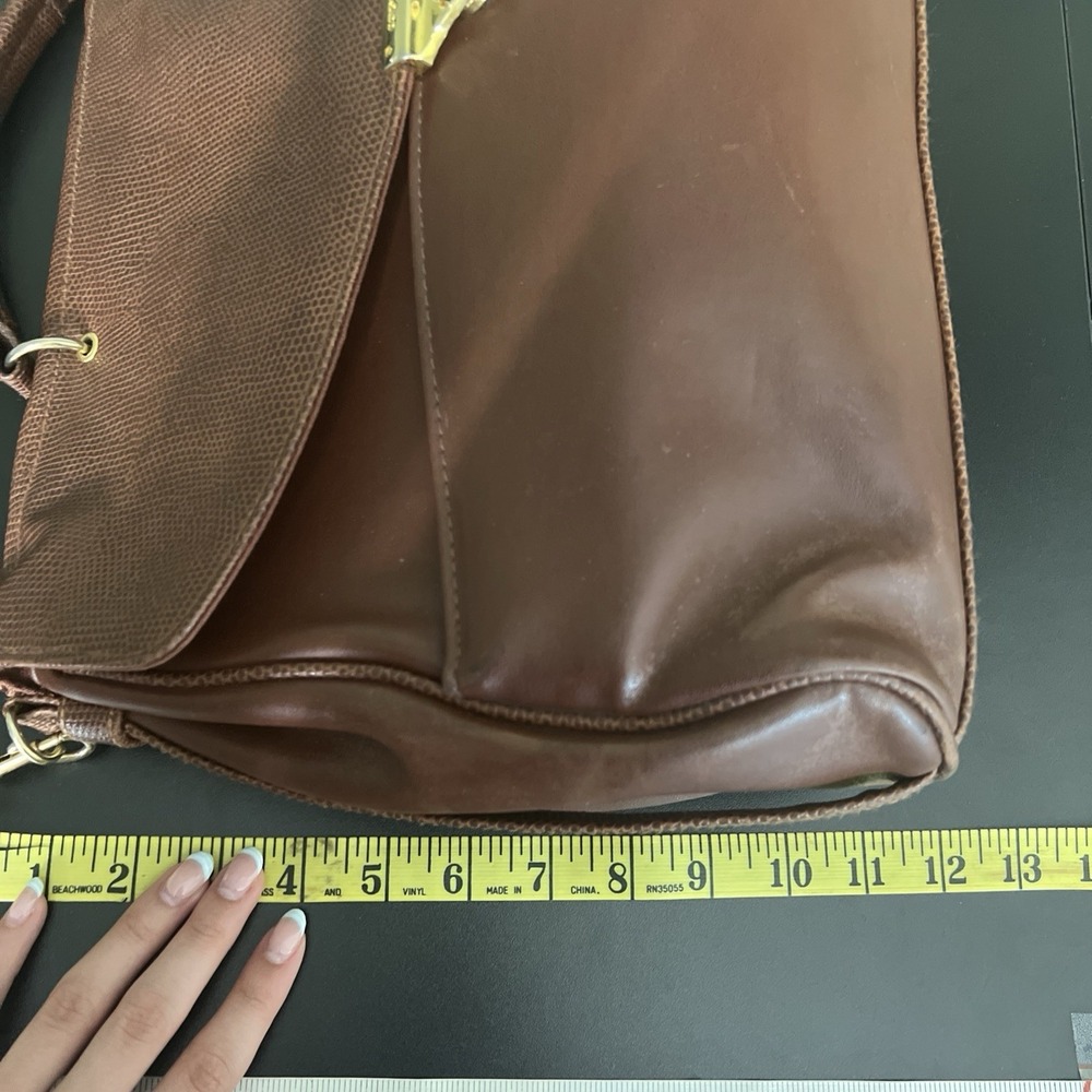 Vintage Capezio Brown Leather Bag Laptop Briefcase Snake Print Gold Tone - Picture 13 of 14